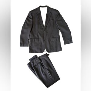 Via Uomo vintage 100% virgin wool black 2 piece suit size 42R